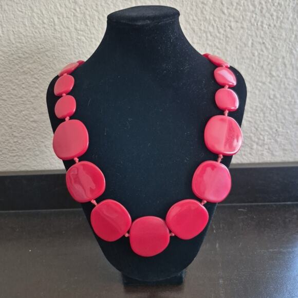 Claires Red Graduated Disc Statement Necklace - Picture 1 of 10